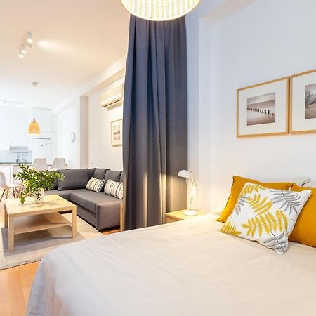 Apartamento Souviron Málaga Esterno foto