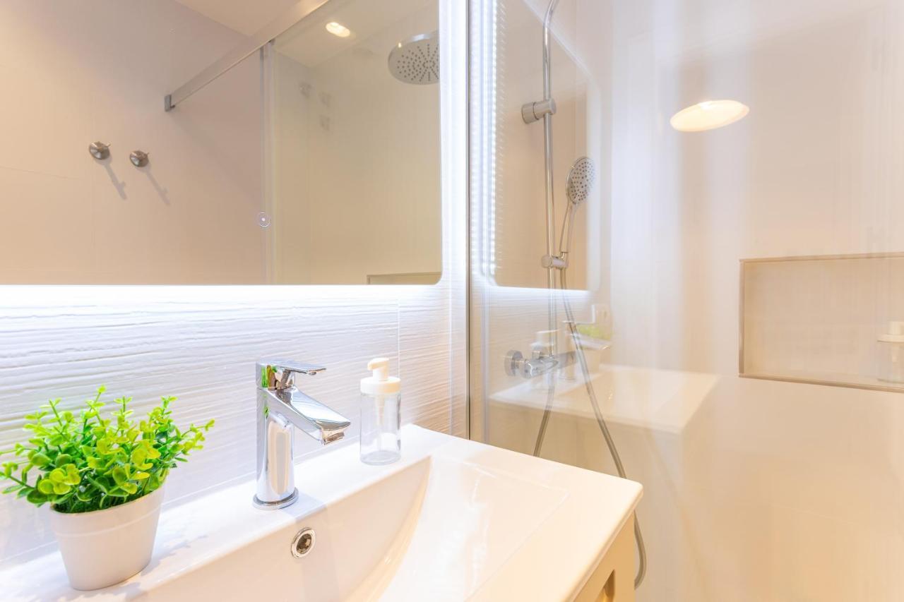 Apartamento Souviron Málaga Esterno foto
