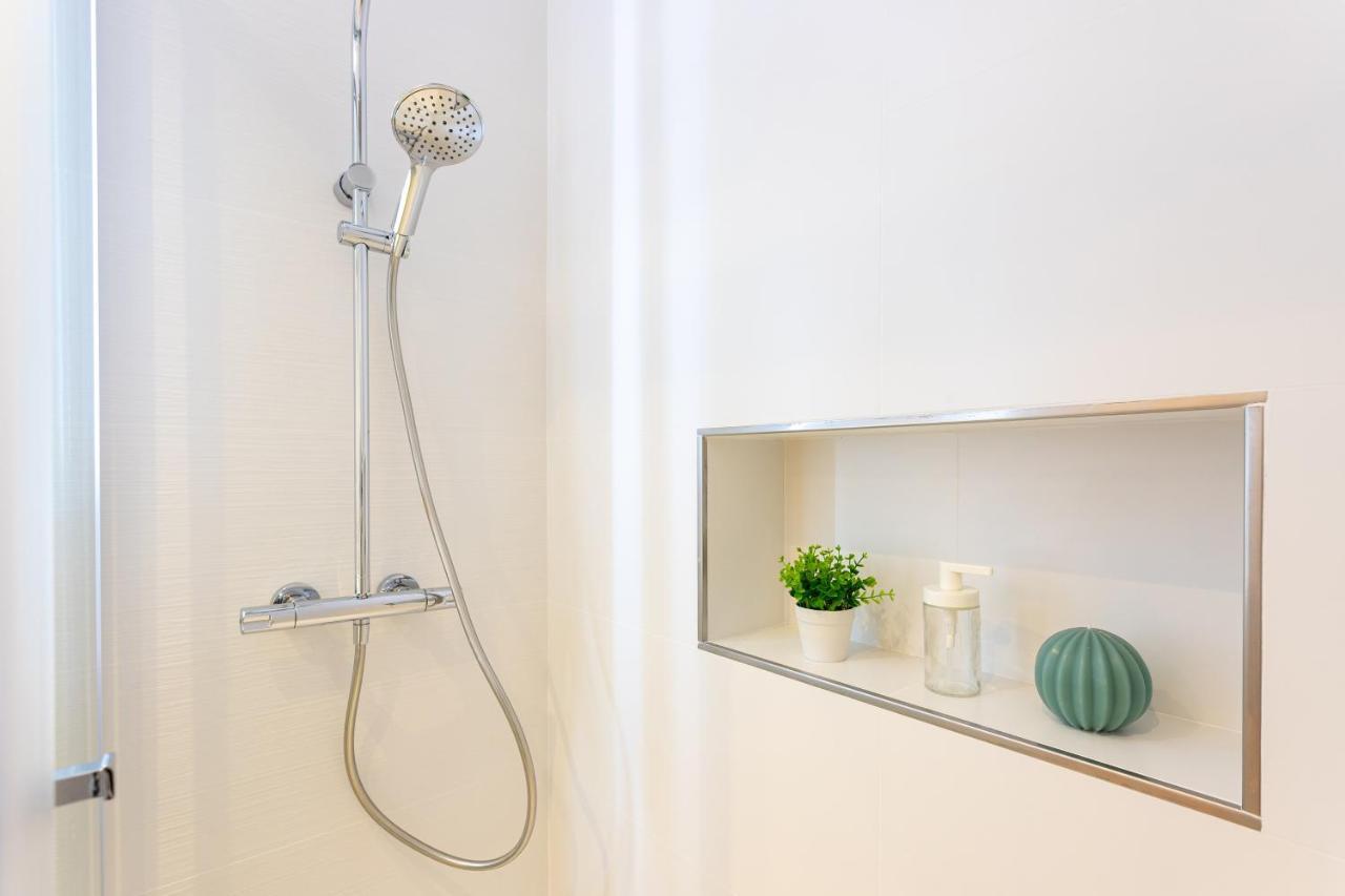 Apartamento Souviron Málaga Esterno foto